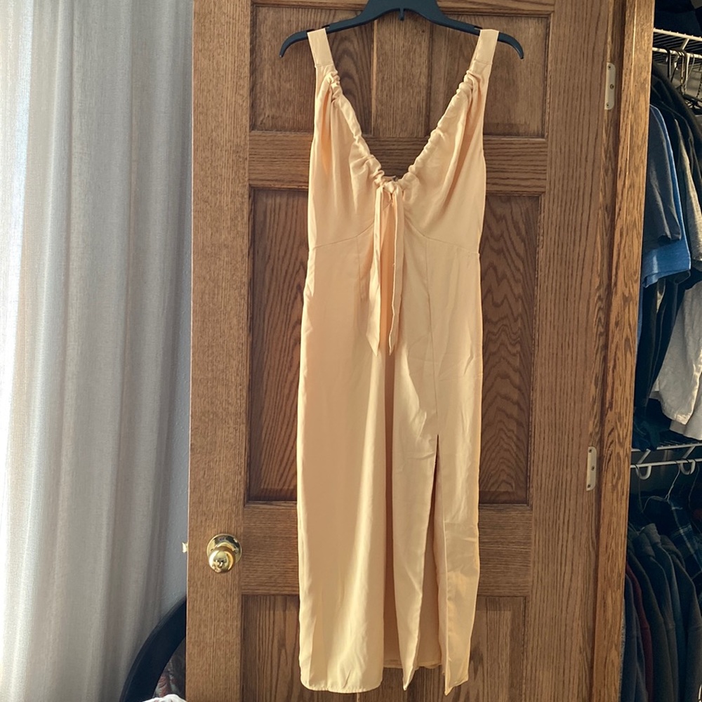 Abercrombie & Fitch Peach Midi Dress
